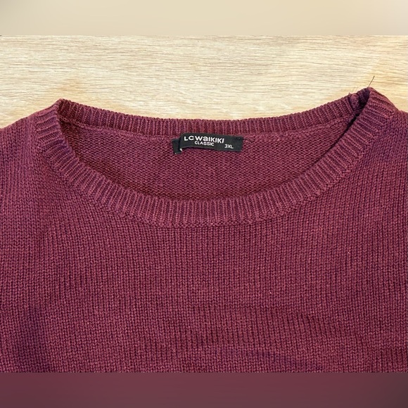 Sweater purchased in Turkey - Picture 2 of 2